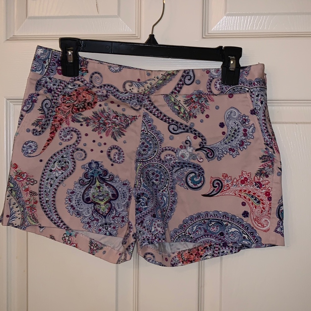 Design multi color  shorts